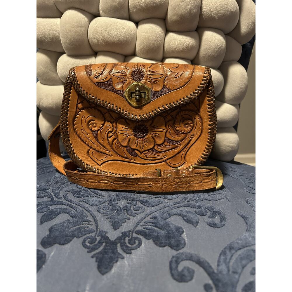 Hand=tooled Leather Floral Shoulder Bag Tan/Brown